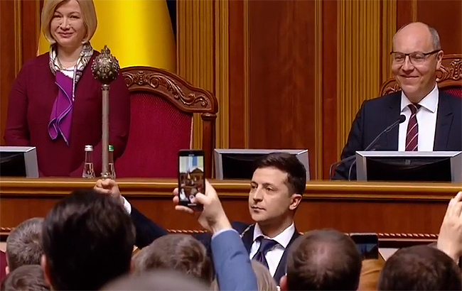 Каждый из нас президент: сеть бурно отреагировала на инаугурацию Зеленского